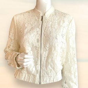 ELA CREAM LACE BOMBER MOTO STYLE JACKET. WOMEN’S SIZE 10